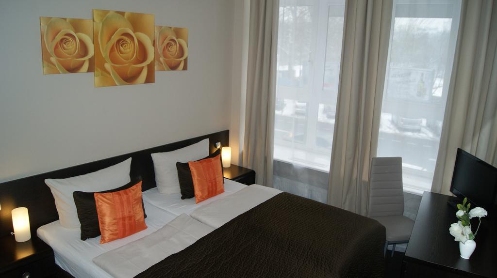 Hotel Pension Eberty Berlin Extérieur photo